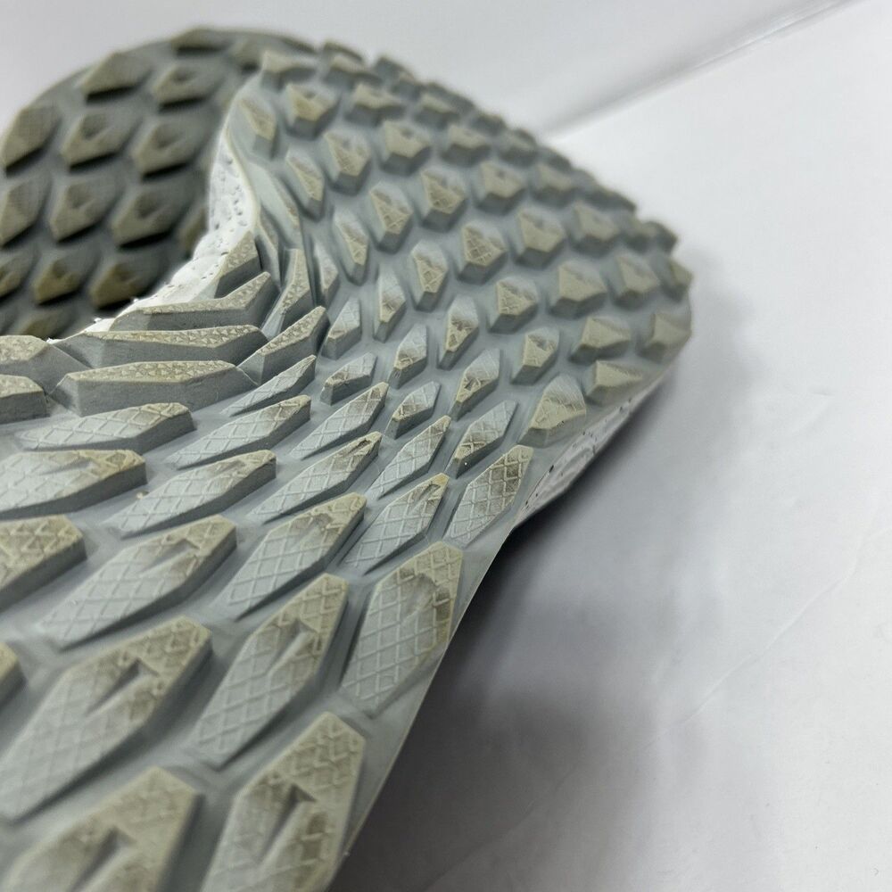 New Balance Fresh Foam Trailbuster Women's Size 8 Black Gray Purple Trails Hike - Picture 7 of 15